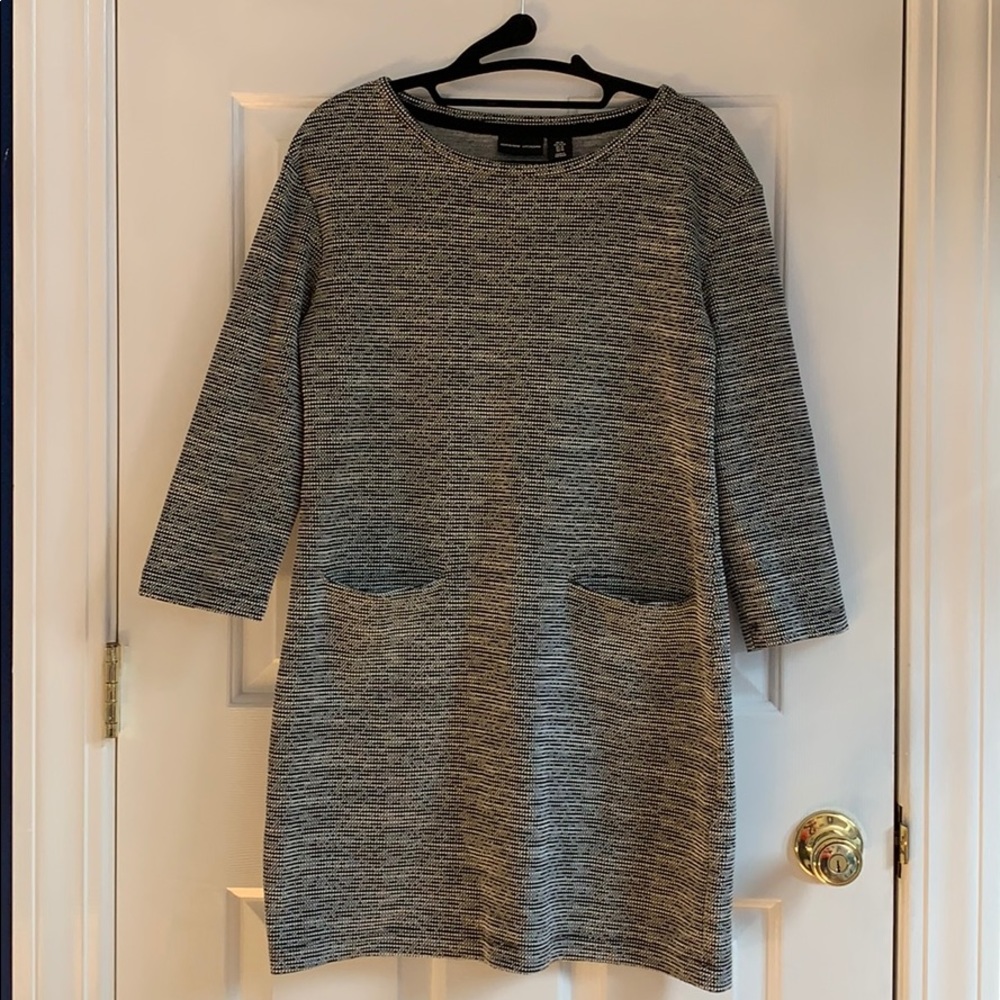 NEW black and white textured dress. Size M!